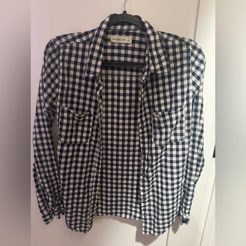 Abercrombie & Fitch Navy and White Plaid Button Down Shirt